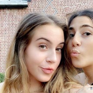 Meet your Posher, Carly